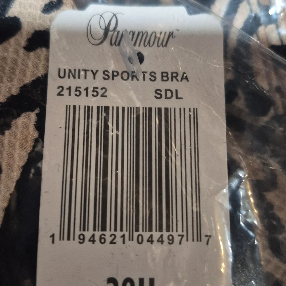 38DD‎ Felina 215152 Unity Unlined Wire Free Sports Bra Leopard Print NWT